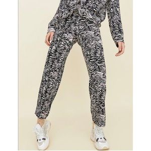 Aritzia Little Moon Julep Pant